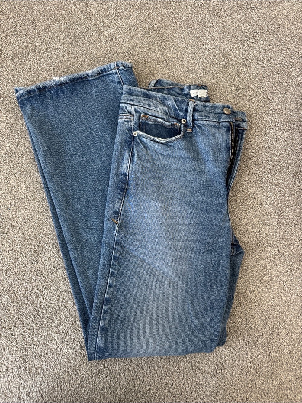 Good American boot cut Jeans in Blue Denim